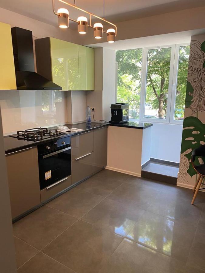 Mery Luxury Apartment กาลาจิ ภายนอก รูปภาพ
