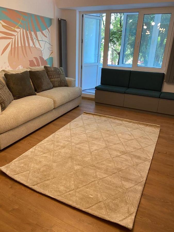 Mery Luxury Apartment กาลาจิ ภายนอก รูปภาพ