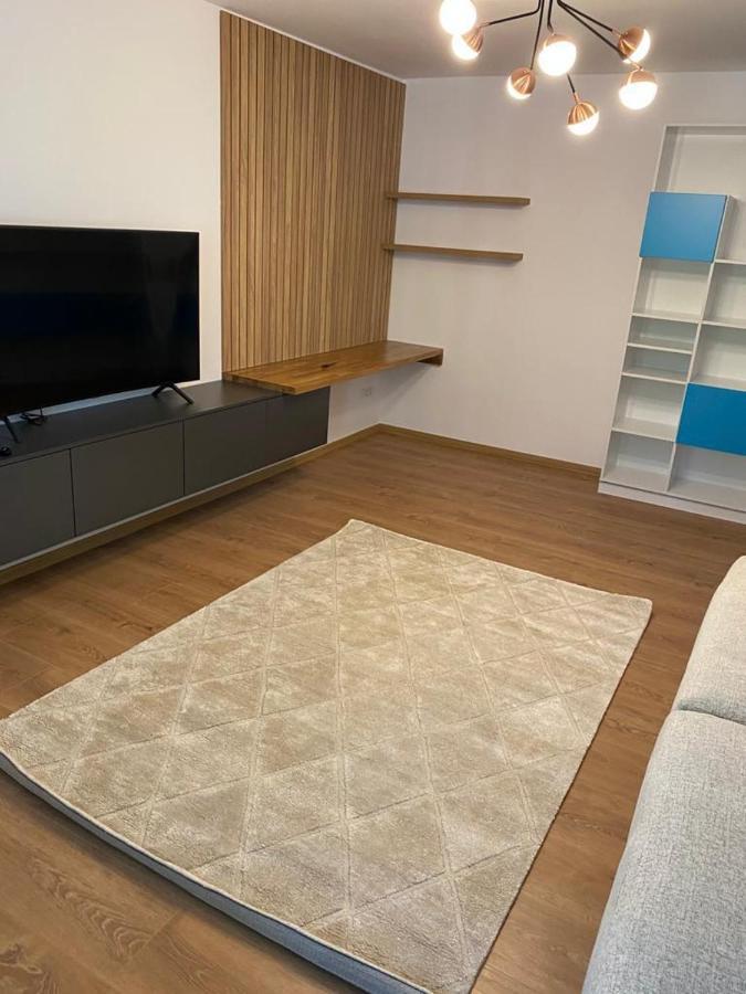 Mery Luxury Apartment กาลาจิ ภายนอก รูปภาพ