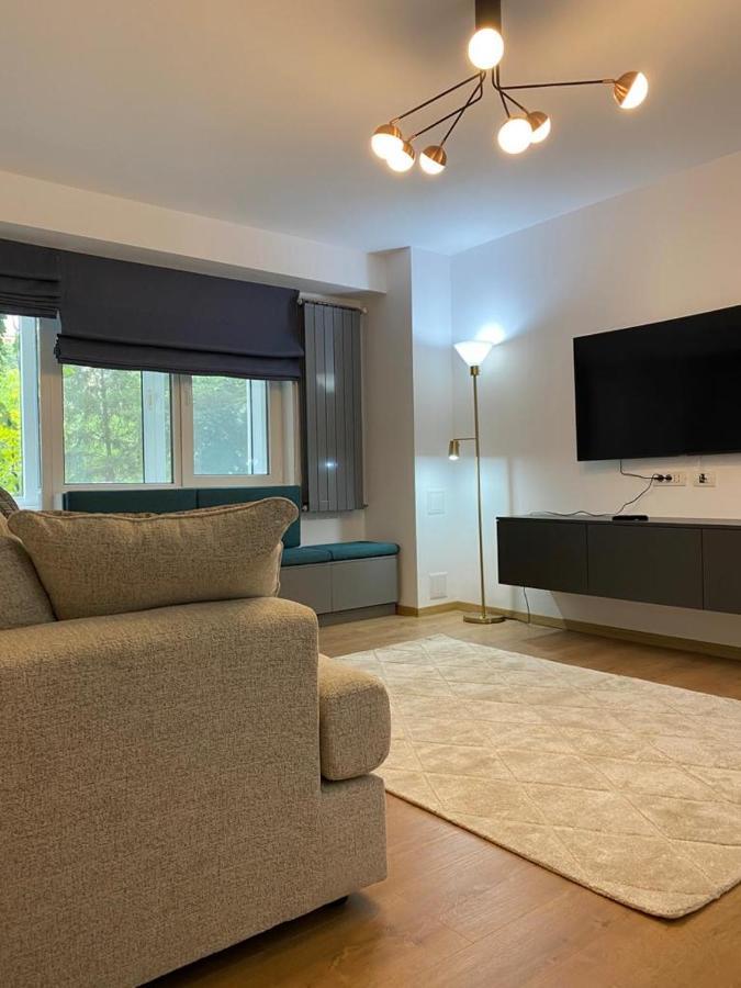 Mery Luxury Apartment กาลาจิ ภายนอก รูปภาพ